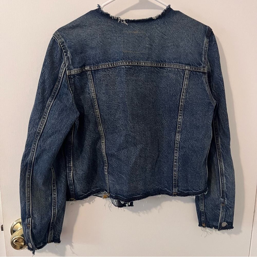 Levi’s Altered Collarless Trucker Jacket Blue Jean Denim Women’s Medium - Picture 8 of 12